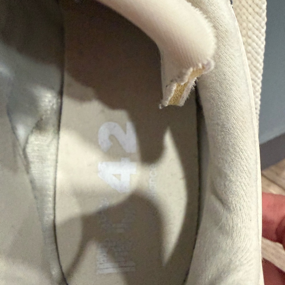 New Balance RC42 Cream and White Lifestyle Sneakers - Picture 6 of 6
